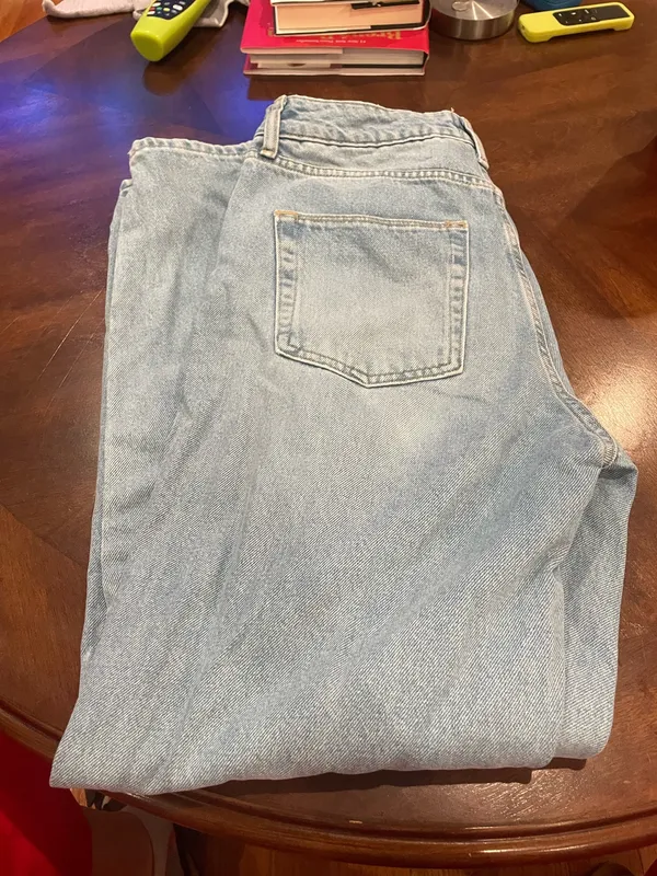 BDG Jeans Urban Outfitters Mom Distressed - Image 3