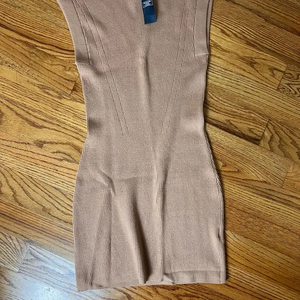 Abercrombie & Fitch Tan Knit Mini Dress NWT - Image 2