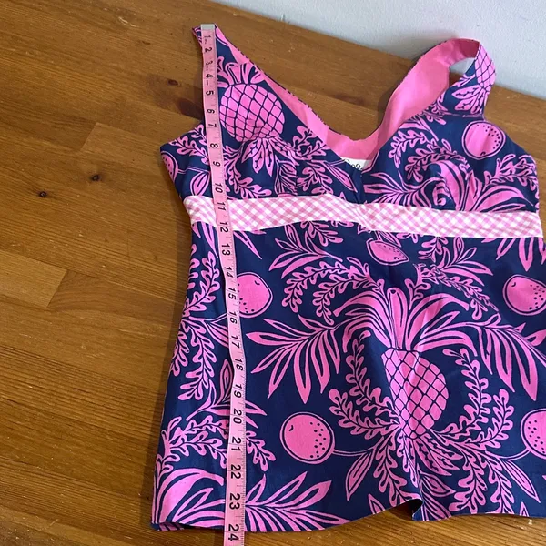 Lilly Pulitzer Pink and Navy Pineapple Tank Top - Image 7