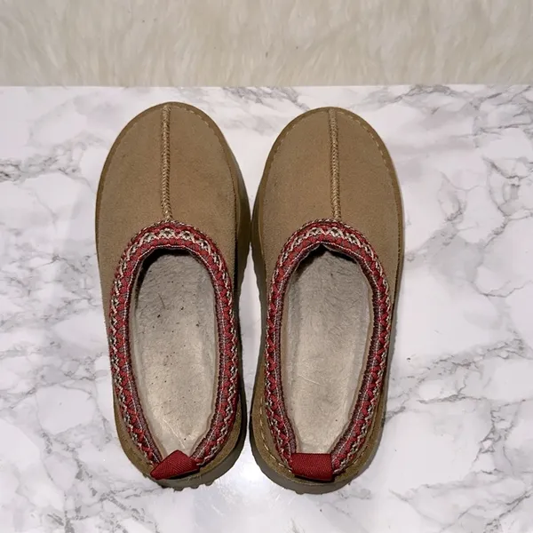 Cozy Tan Slip-On Shoes with Red Trim size 37/6.5-7 - Image 10