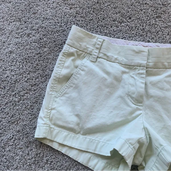 J. Crew 100% Cotton Chino Shorts Light Green Size 2 - Image 2