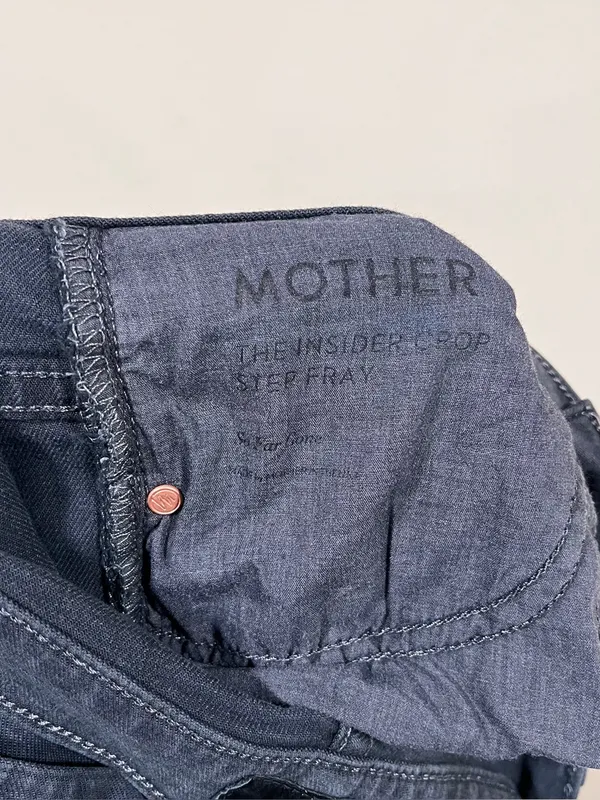 Mother The Insider Crop Step FrayJeans in Night in Paris Size 27 EUC - Image 12
