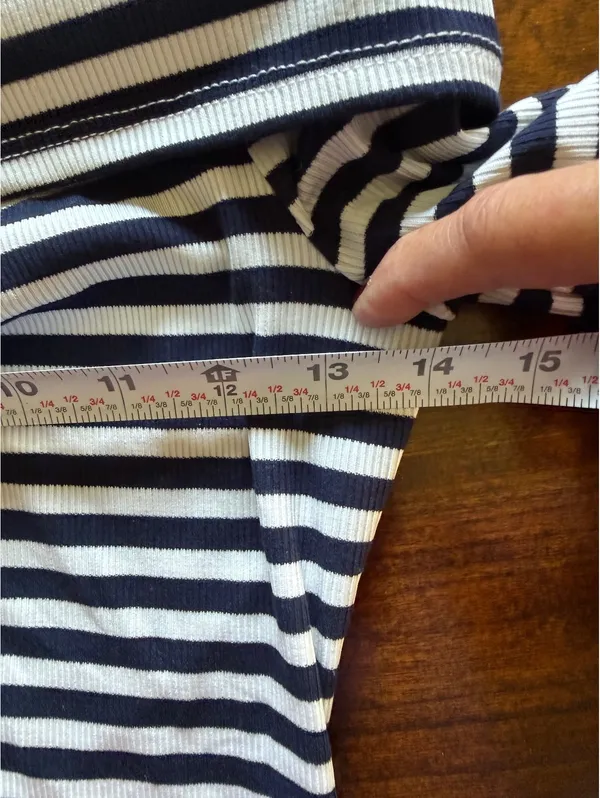 Oak & Trellis XS Black and White Striped Off-Shoulder Long Sleeve Top - Image 5