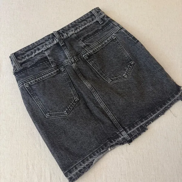 Zara Basic Z1975‎ Denim Black Acid Wash Deconstructed Zip Mini Skirt Size S 26 - Image 3