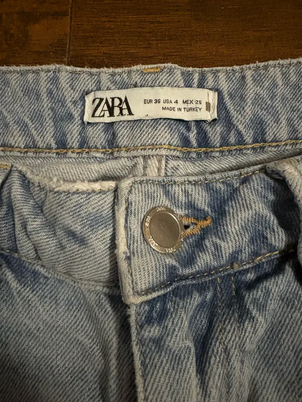 ZARA High-Waisted Jeans Straight Leg - Image 2