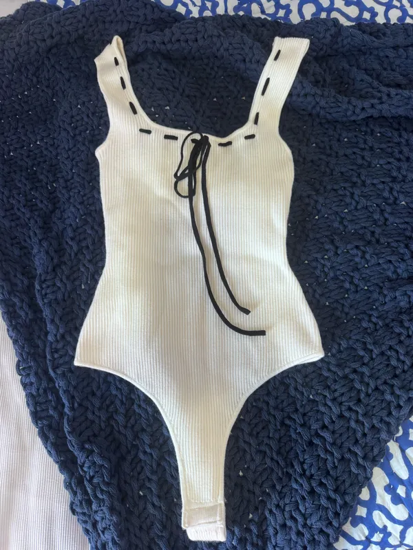 White knit Le Lis bodysuit  - Image 2