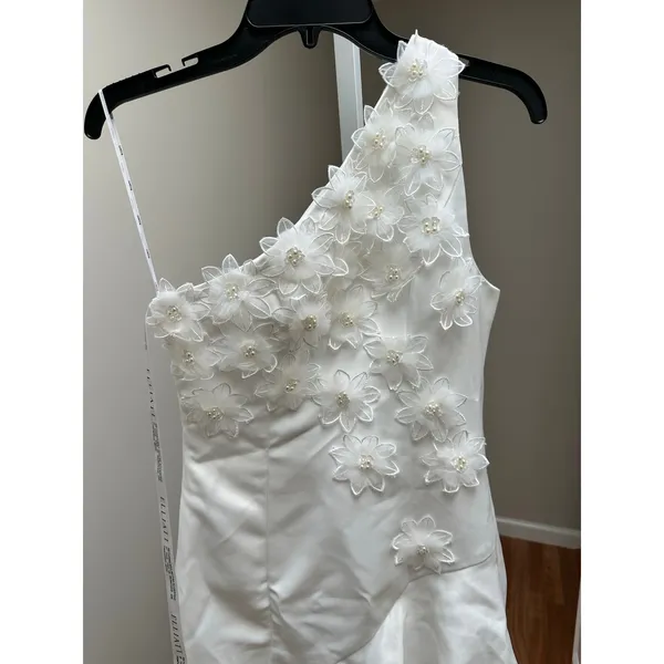 Elliatt Thalia Gown in Ivory White Size Small - Image 8