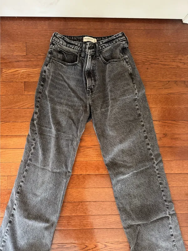 Abercrombie Curve Love Jeans - Image 2