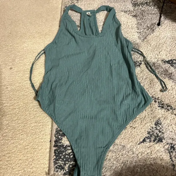 Free people tank top bodysuit small - Image 4