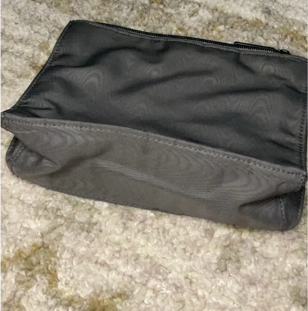 Gucci Makeup Bag - Image 6