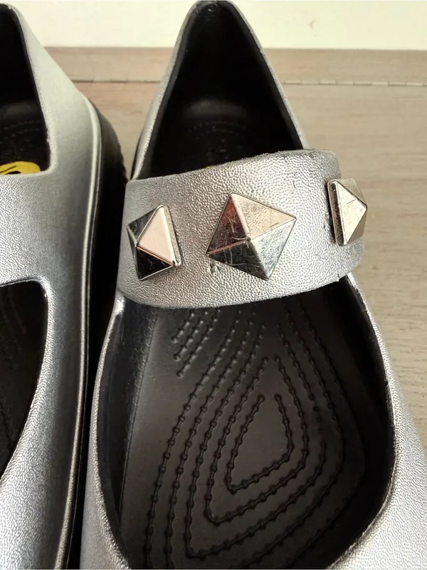 New Crocs Stomp Metallic Mary Jane 210437-040 Silver Black Platforms Size 9 - Image 7