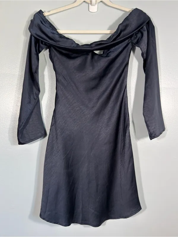 Princess Polly Sadee Off-Shoulder Navy Satin Mini Dress 4 Party Formal HOCO - Image 3