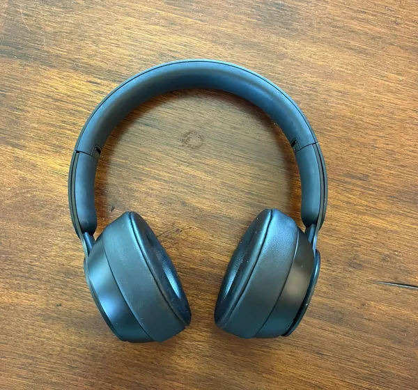 . Solo Pro Wireless Headphones - Image 3
