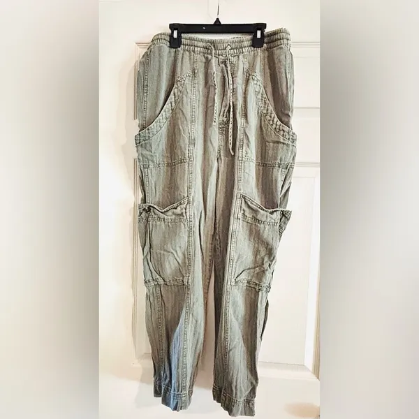 Free People Green Cargo Pants inside seam: 25 Size: S - Image 4