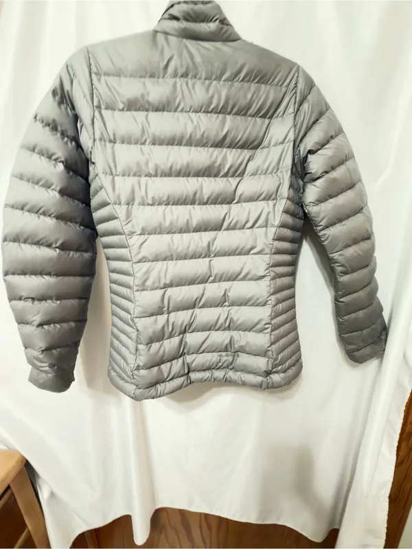 Patagonia Women’s Nano Puff Jacket - size XS - Image 12