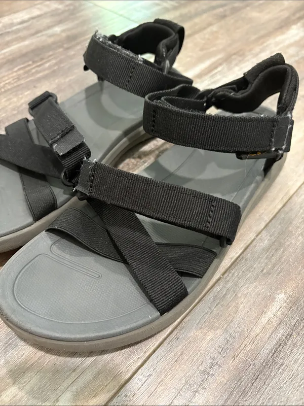 Teva Sanborn Mia Sandals size 7 - Image 7