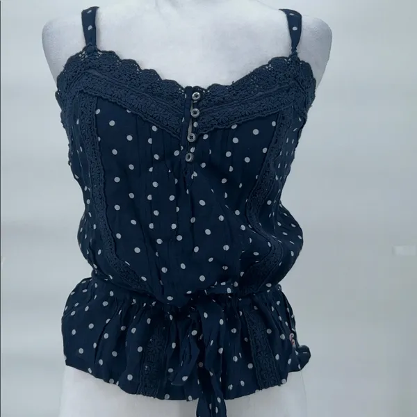 New Hollister Polka Dot Lace Cami Top Navy Blue Button Front Size Medium - Image 3