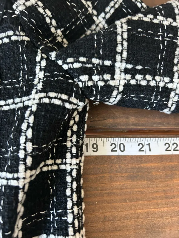 Tahari Black and White Checkered Wool Bleed Tweed Blazer Small New - Image 6