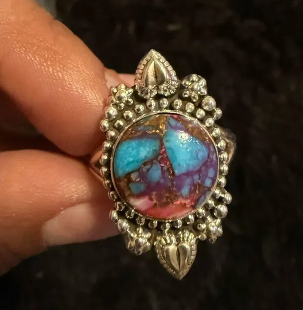 Elegant Silver and Blue Opal Ring - Image 2