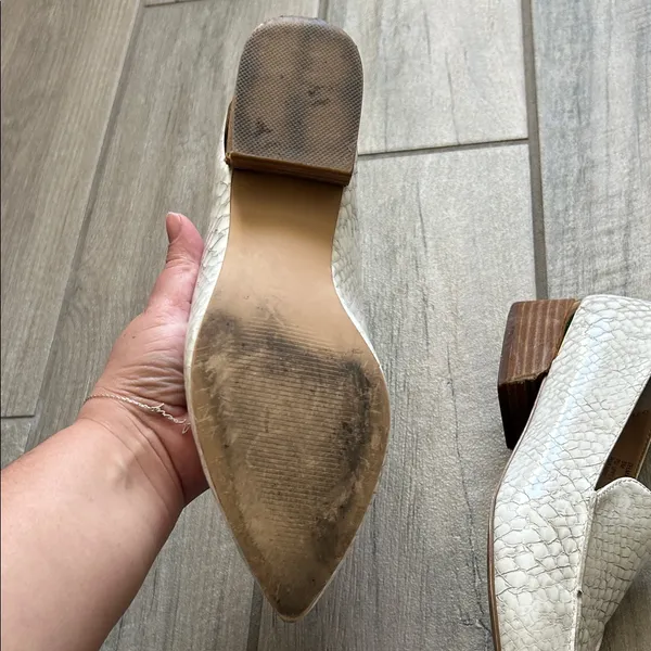 Steve Madden Textured Cream Flats - Image 10