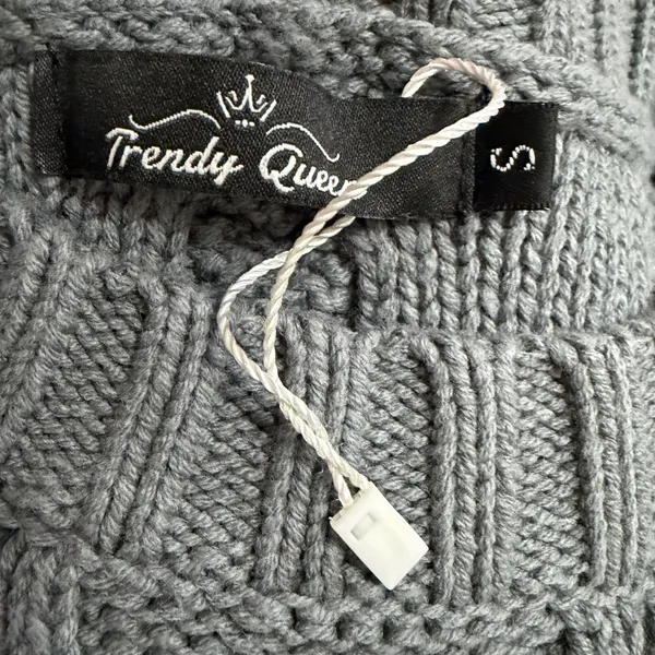 Trendy Queen Sweater S Blue Gray Cable Knit Oversized Crew Neck Minma Neutral - Image 6
