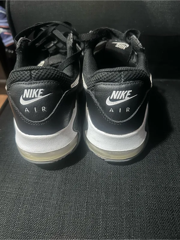 Nike Black and White Air Max Women's Athletic Sneakers size 10 - Image 3