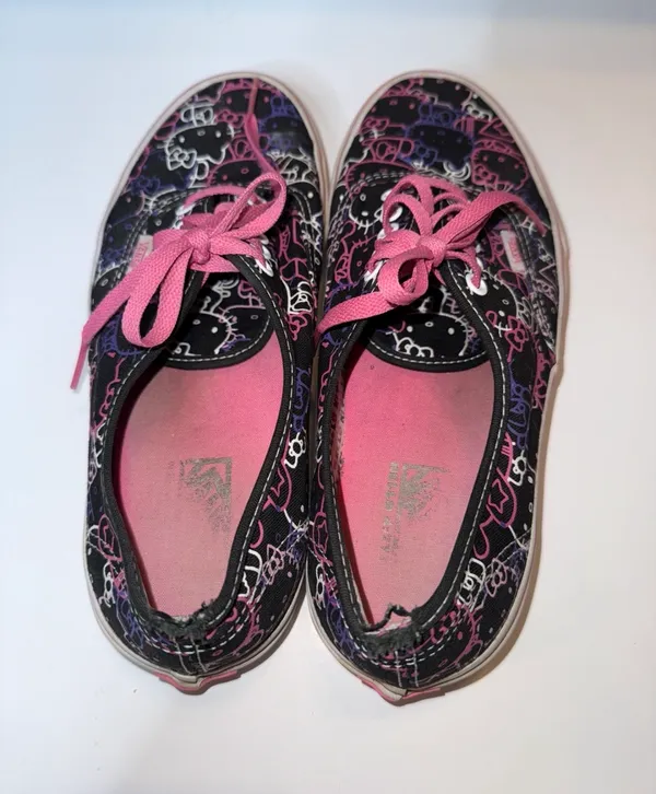 Hello kitty vans  - Image 4