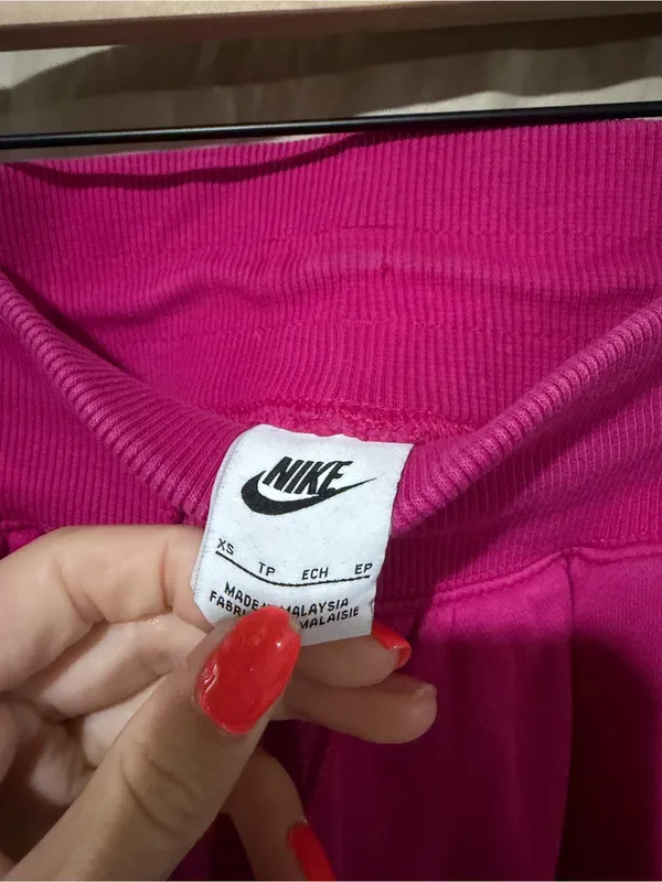 Nike joggers - Image 3