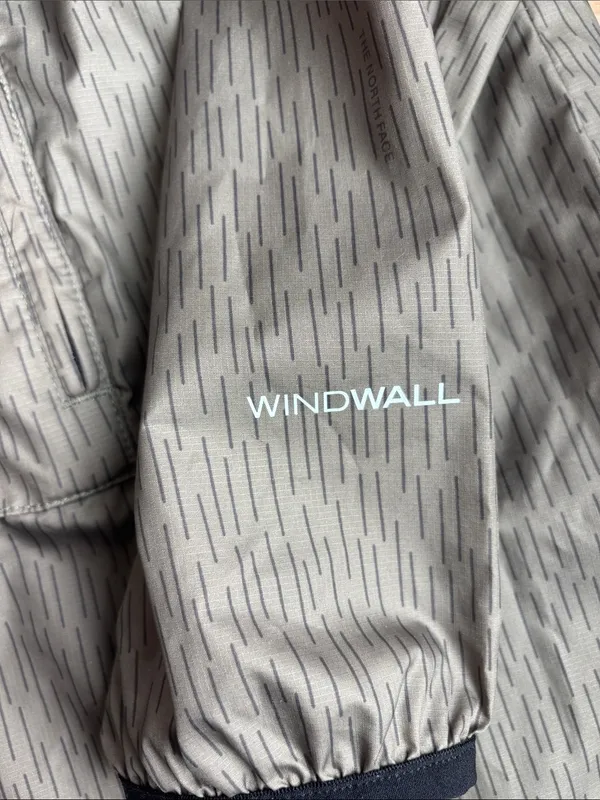 North Face windbreaker - Image 4