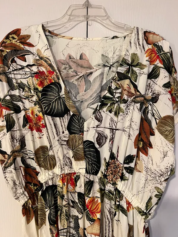 Cupshe Romper - Image 4