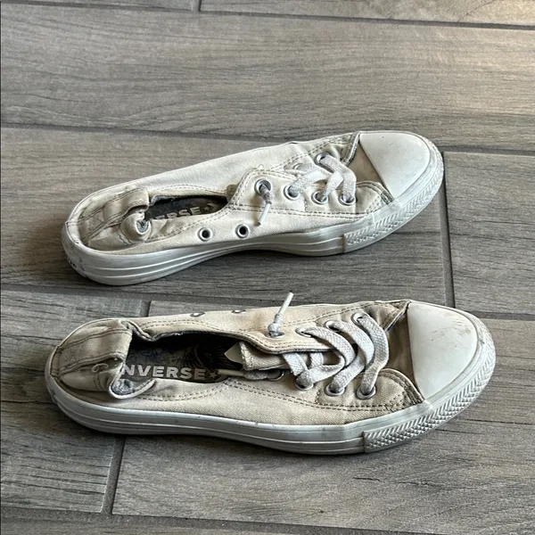 Converse Off-White Slip-On Sneakers well worn - Image 3