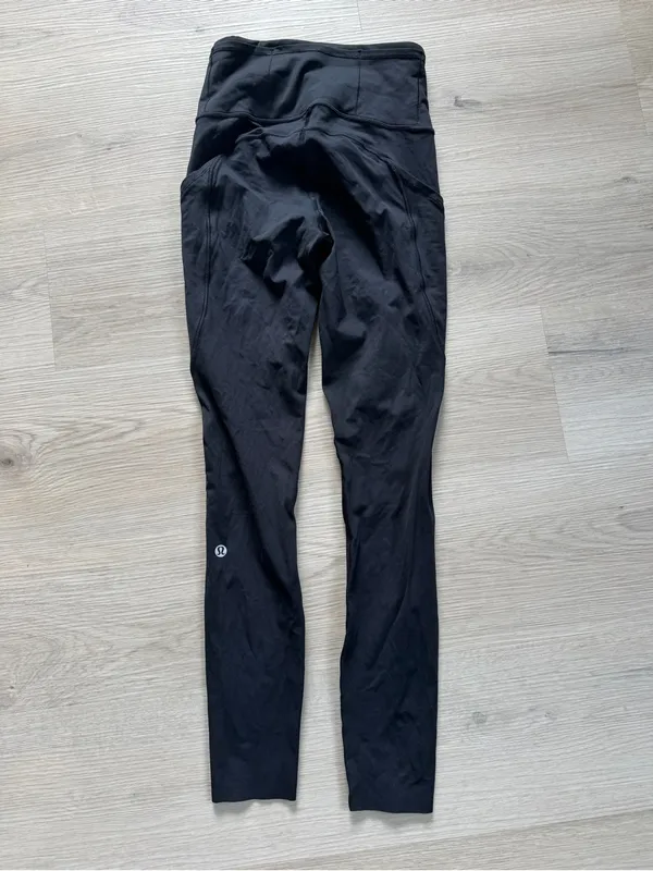 Lululemon Fast and Free black reflective running leggings - Image 3