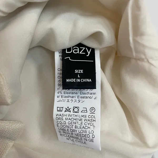 Cream Sleeveless Button - Image 3