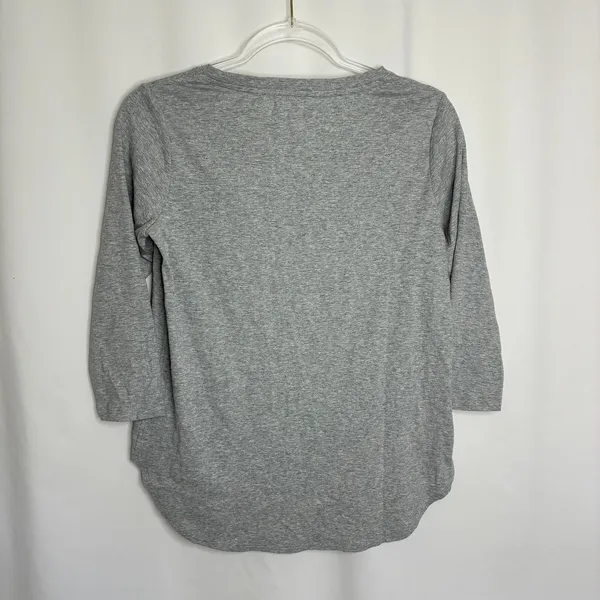 Kirkland Signature Gray 3/4 Sleeve V- Neck Slub Tee 100% Cotton NWT Womens Small - Image 8