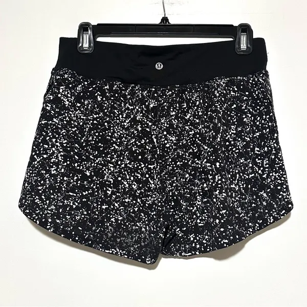 Lululemon Find Your Pace Short 3” - Crinkle Dust Reflective Alpine White 6 - Image 5