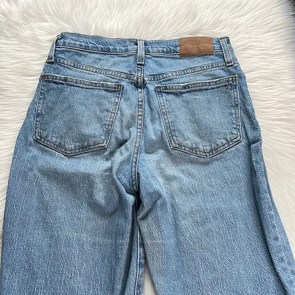 Madewell the Mid Rise Perfect Vintage Straight Jeans - Image 8
