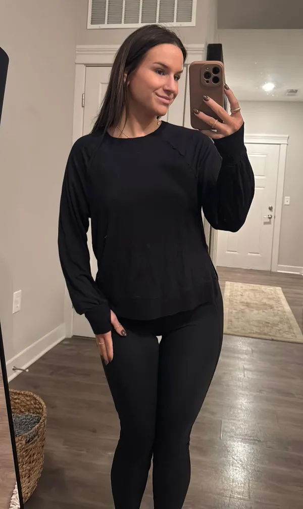 Black workout top Size XS - Image 6
