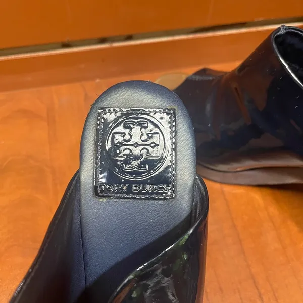 Tory Burch Black Mules with Cushioned Sole - Image 5