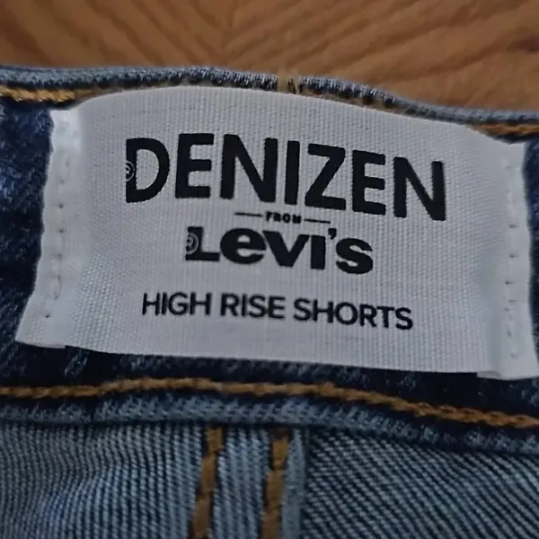 Denizen Levi's NWT High Rise Denim Shorts Size 12 - Image 7