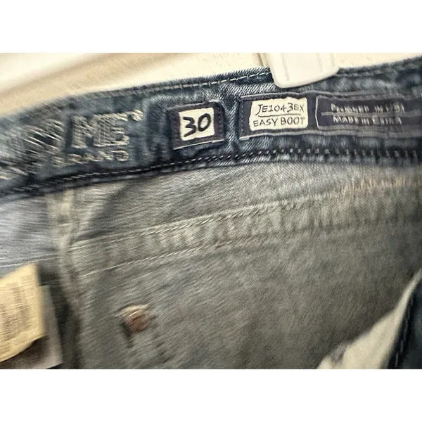 Miss Me jeans Easy Boot heavy stitching embellished back pockets Size 30 - Image 6