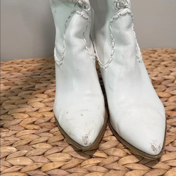 Billini White Heeled Boots Size 9 - Image 5