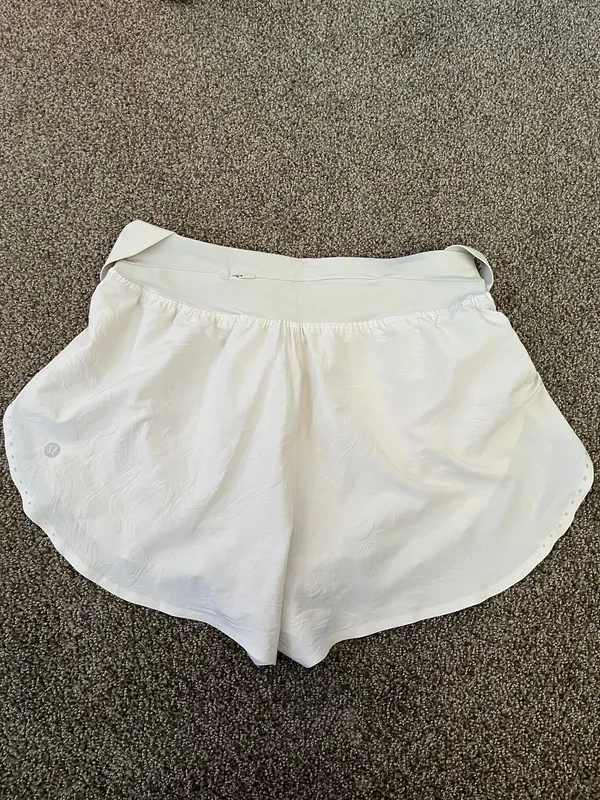 Lululemon Fast and Free High-Rise Short 2" *Airflow in Sense Emboss Mini Bone 4 - Image 2