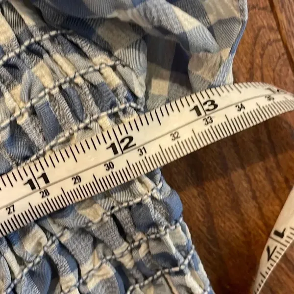 Max Studio NWT blue gingham smocked bust blouse M - Image 8