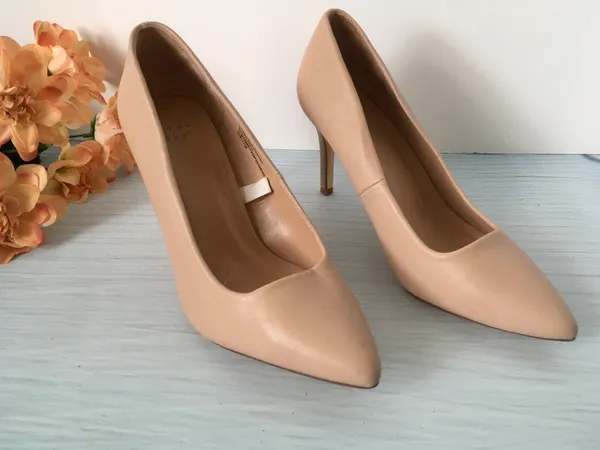 Tan Stiletto’s, Size 7 1/2W 👠 - Image 2