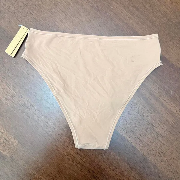 SKIMS Bikini Bottoms - Tan Large - Image 2