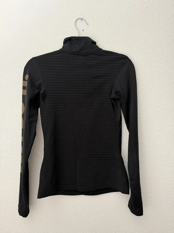 Nike Long-Sleeve Half-Zip Top - Image 3