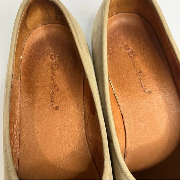 Eddie‎ Bauer tan suede flats size 8 - Image 3