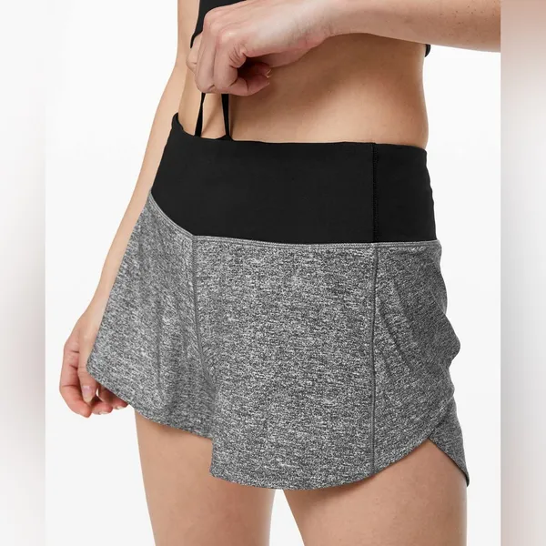 Lululemon Speed Up Short Long 4" Heather Gray Black Women's Athletic Shorts 8 - Image 5