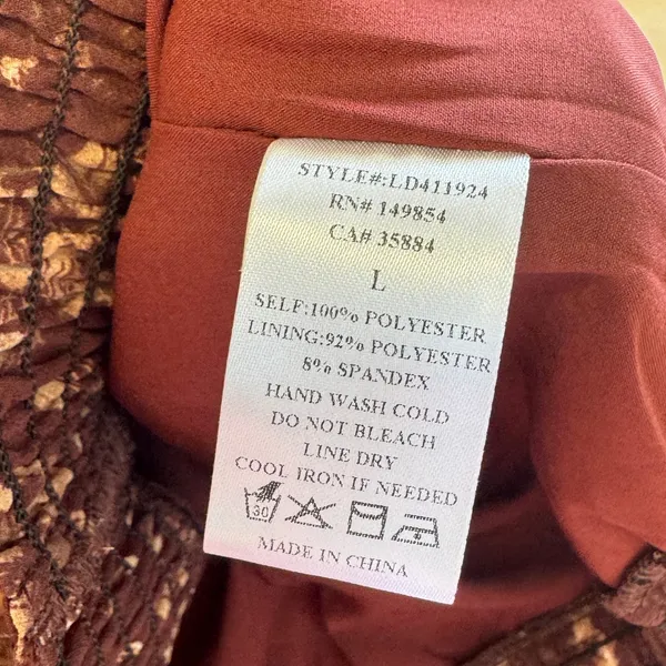 NWT Boutique Sage The Label One Shoulder Smocked Crop Top Burgundy Floral‎ Large - Image 6