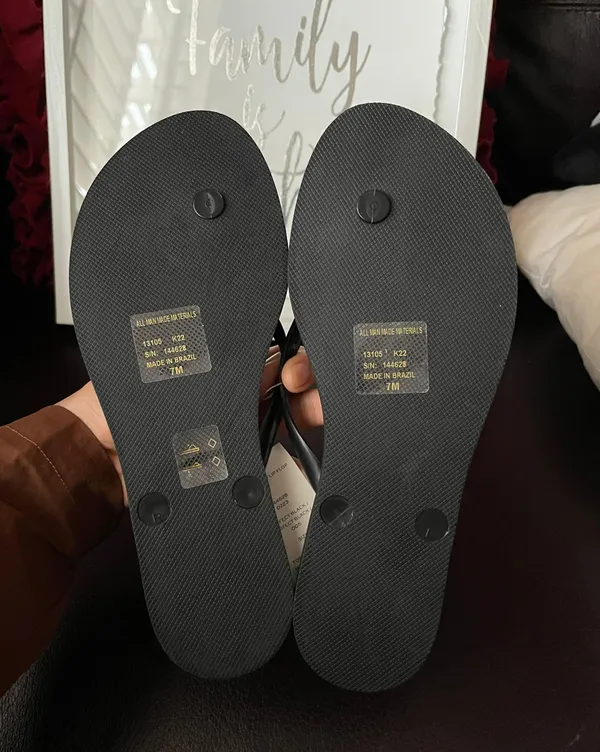 Tory Burch NWT Solid thin flip flop PVC/EVA size 7 in black 2023 new style - Image 3